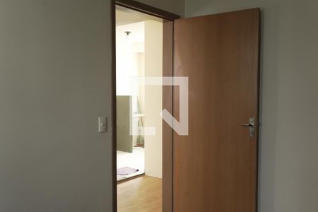 Quarto 1 de apartamento para alugar com 2 quartos, 44m² em Jardim Vitoria, Belo Horizonte