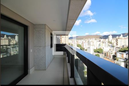 Varanda de apartamento à venda com 4 quartos, 172m² em Santo Antônio, Belo Horizonte