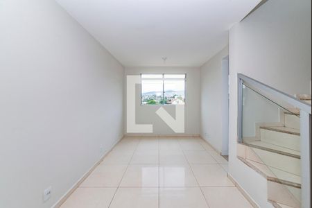 sala de apartamento para alugar com 3 quartos, 139m² em Estrela do Oriente, Belo Horizonte