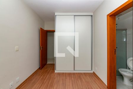 Suíte de apartamento para alugar com 3 quartos, 139m² em Estrela do Oriente, Belo Horizonte