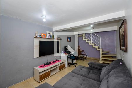 Sala de Estar de casa para alugar com 4 quartos, 193m² em Jardim Flor da Montanha, Guarulhos