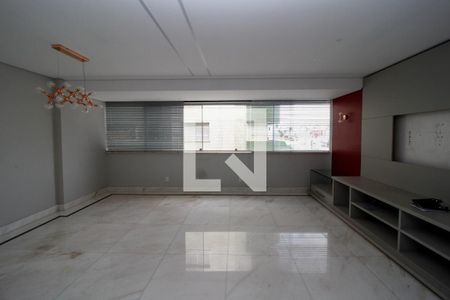 Sala  de apartamento à venda com 4 quartos, 136m² em Cachoeirinha, Belo Horizonte