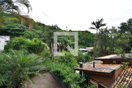 Sala TV - Vista de casa de condomínio à venda com 3 quartos, 326m² em Conjunto Habitacional Vila Santana (sousas), Campinas