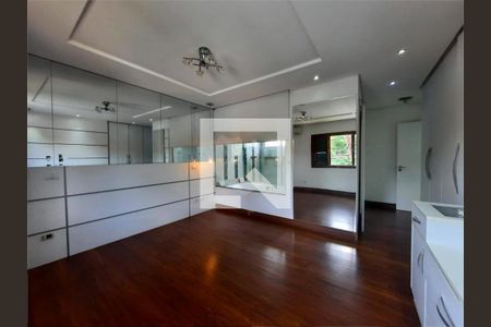 Casa à venda com 3 quartos, 262m² em Jardim Campo Grande, São Paulo