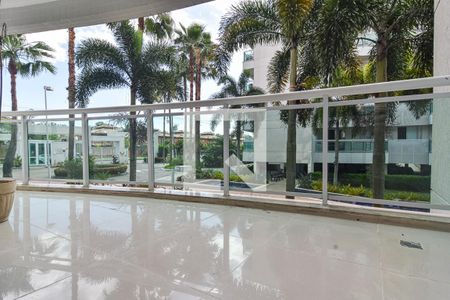 Sala de apartamento à venda com 3 quartos, 115m² em Camboinhas, Niterói