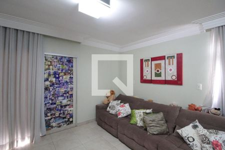 Sala de TV de apartamento à venda com 4 quartos, 182m² em Castelo, Belo Horizonte