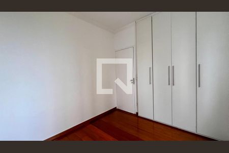 quarto  de apartamento para alugar com 3 quartos, 180m² em Ouro Preto, Belo Horizonte