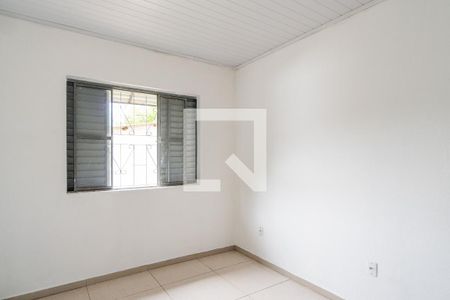 Quarto 1 de casa para alugar com 2 quartos, 76m² em Medianeira, Porto Alegre