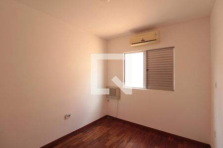 Suíte de apartamento para alugar com 3 quartos, 95m² em Santa Amelia, Belo Horizonte