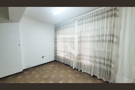 Sala de casa para alugar com 3 quartos, 308m² em Taquaral, Campinas