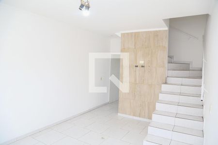 Sala de casa para alugar com 2 quartos, 70m² em Vila Bremen, Guarulhos