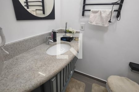 Banheiro de kitnet/studio para alugar com 1 quarto, 20m² em Santa Paula, São Caetano do Sul