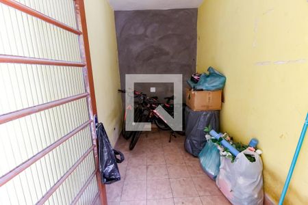 Quarto de casa para alugar com 1 quarto, 55m² em Nucleo Residencial Isabela, Taboão da Serra