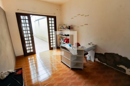 Sala de casa para alugar com 1 quarto, 55m² em Nucleo Residencial Isabela, Taboão da Serra