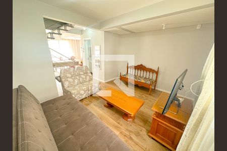 Sala de TV de apartamento para alugar com 2 quartos, 150m² em Cachoeira do Bom Jesus, Florianópolis