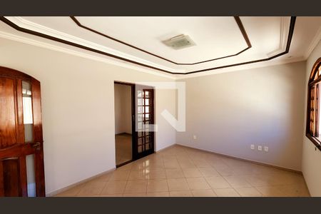 Sala de casa à venda com 3 quartos, 180m² em Vila Santa Terezinha, Várzea Paulista