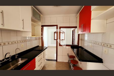 Cozinha de casa à venda com 3 quartos, 180m² em Vila Santa Terezinha, Várzea Paulista