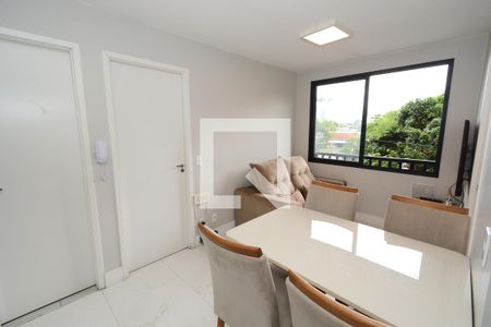 Sala/Cozinha de apartamento para alugar com 2 quartos, 35m² em Jurubatuba, São Paulo