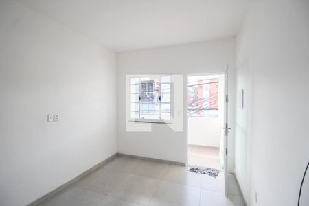 Sala de apartamento para alugar com 2 quartos, 77m² em Edson Passos, Mesquita