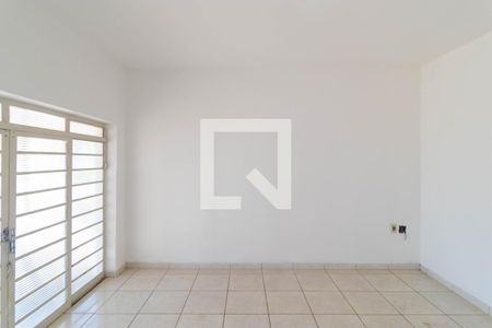 Sala de casa para alugar com 3 quartos, 170m² em Parque Industrial, Campinas