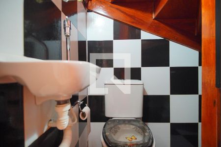 Lavabo de casa de condomínio à venda com 3 quartos, 104m² em Humaitá, Porto Alegre