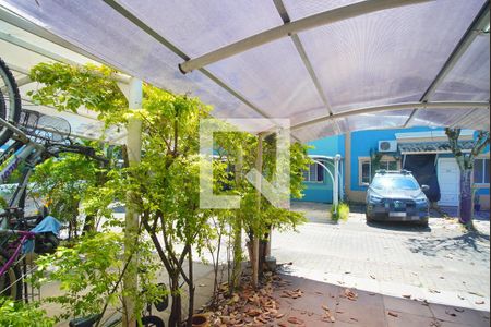 Sala - Vista de casa de condomínio à venda com 3 quartos, 104m² em Humaitá, Porto Alegre