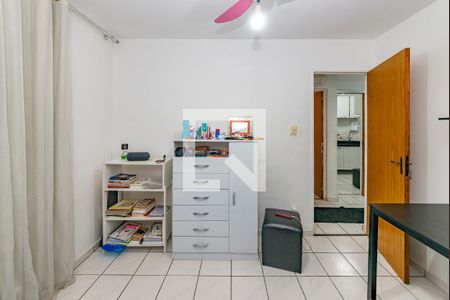 Quarto 1 de apartamento para alugar com 2 quartos, 50m² em Estrela do Oriente, Belo Horizonte