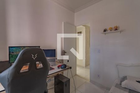 Quarto 1 de apartamento para alugar com 3 quartos, 80m² em Jardim Guanabara, Belo Horizonte