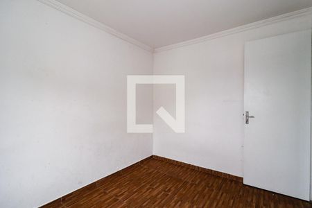 Quarto 1 de apartamento à venda com 2 quartos, 45m² em Jardim Mirna, Taboão da Serra