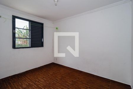 Quarto 1 de apartamento à venda com 2 quartos, 45m² em Jardim Mirna, Taboão da Serra