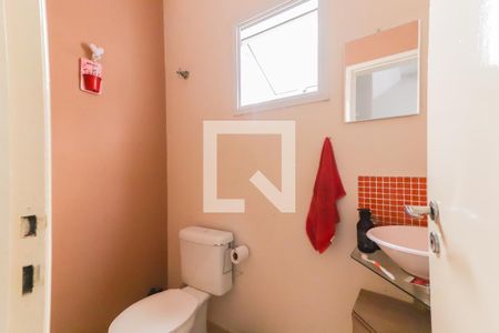 Lavabo de casa para alugar com 3 quartos, 200m² em Cipava, Osasco