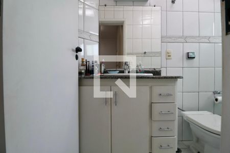 Banheiro Suíte de apartamento para alugar com 4 quartos, 136m² em Vila Luis Antonio, Guarujá