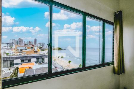 Vista da sala de apartamento para alugar com 2 quartos, 100m² em Barra, Salvador