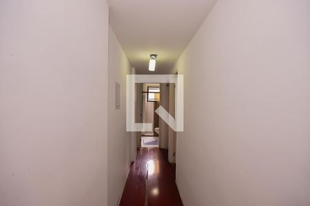 Corredor de apartamento à venda com 2 quartos, 56m² em Vila Sonia do Taboao, Taboão da Serra