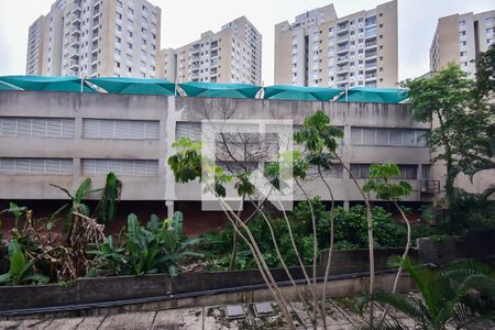 Vista de apartamento à venda com 2 quartos, 56m² em Vila Sonia do Taboao, Taboão da Serra