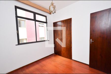 Quarto2 de apartamento para alugar com 3 quartos, 115m² em Serra, Belo Horizonte