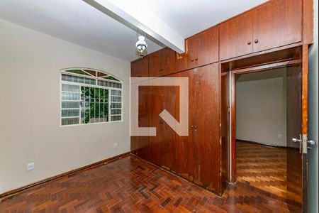 Quarto 2 de casa para alugar com 3 quartos, 160m² em Havaí, Belo Horizonte