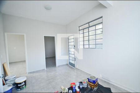 Sala de casa para alugar com 2 quartos, 70m² em União, Belo Horizonte