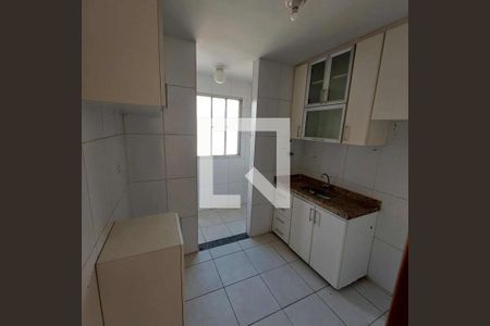 Cozinha de apartamento à venda com 2 quartos, 55m² em Alvorada, Contagem