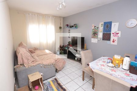 Sala de apartamento para alugar com 3 quartos, 75m² em Qne 27, Brasília