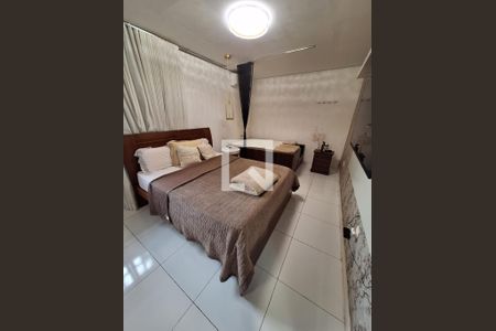 Quarto de casa à venda com 5 quartos, 250m² em Ouro Preto, Belo Horizonte