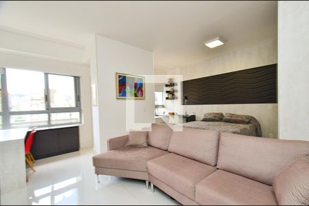 Sala de apartamento para alugar com 1 quarto, 45m² em Funcionários, Belo Horizonte