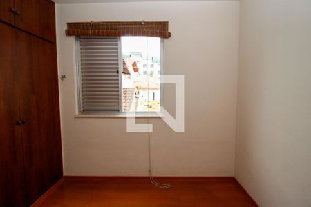 Quarto de apartamento para alugar com 3 quartos, 79m² em Barroca, Belo Horizonte