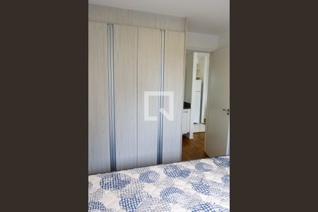 Quarto 1 de apartamento para alugar com 1 quarto, 32m² em Vila Yara, Osasco