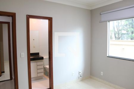 Suíte 1 de casa de condomínio para alugar com 3 quartos, 200m² em Loteamento Portal do Sol Ii, Goiânia