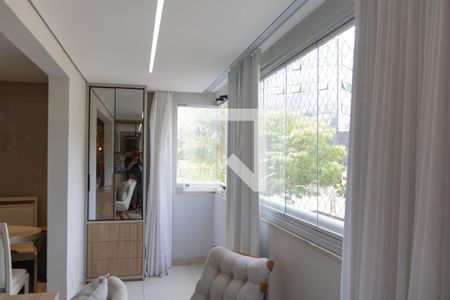 Sala de apartamento à venda com 3 quartos, 116m² em Estoril, Belo Horizonte