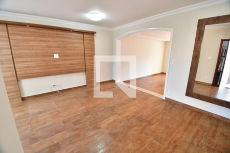 Sala 1 de casa para alugar com 4 quartos, 400m² em Jardim Colonial, Campinas