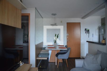 Sala de apartamento para alugar com 2 quartos, 52m² em Utinga, Santo André