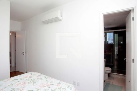 Quarto 1 Suíte de apartamento à venda com 2 quartos, 78m² em Petrópolis, Porto Alegre