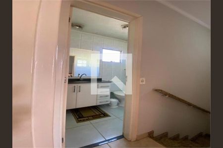 Casa à venda com 3 quartos, 101m² em Utinga, Santo André